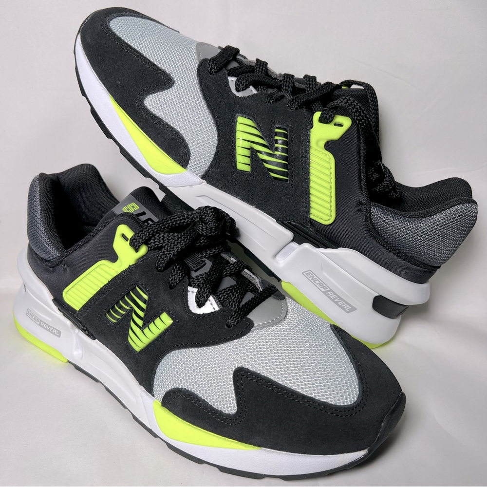 new balance MS997